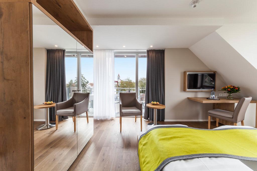 Hotel Restaurant Hansjakob Hagnau Exteriör bild