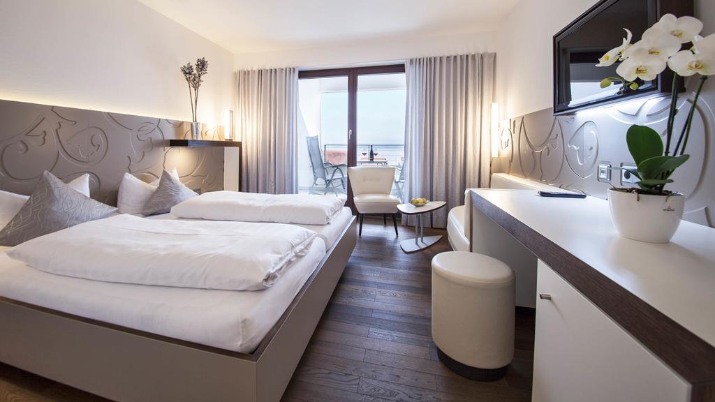Hotel Restaurant Hansjakob Hagnau Exteriör bild